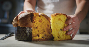 Il panettone, storia di un dolce natalizio