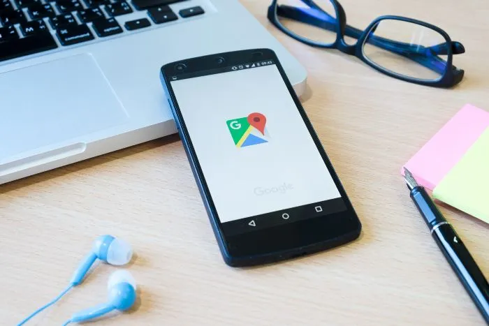 Google Maps e la dipendenza da navigatore satellitare