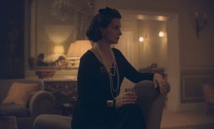 Binoche è Chanel nella serie tv