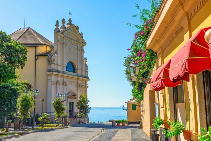 Varenna il borgo dell'amore sul lago di Como