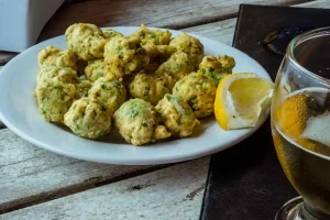 frittelle con lattuga di mare