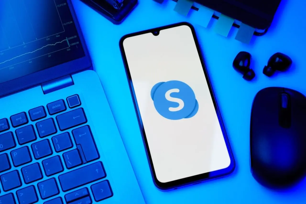 Skype chiude a maggio lannuncio di Microsoft dettagli e perché