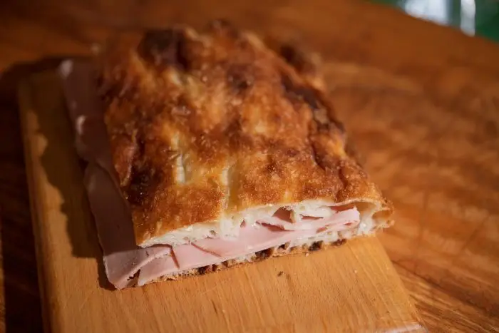 la pizza dell'Antica Salumeria al Pantheon