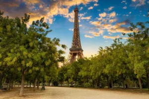 Parigi green, stop alle auto in 500 strade