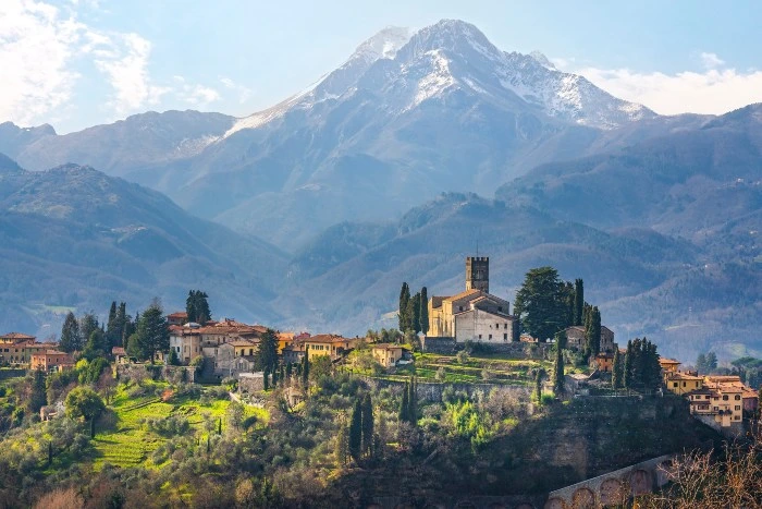 Barga, nel cuore delle Alpi Apuane