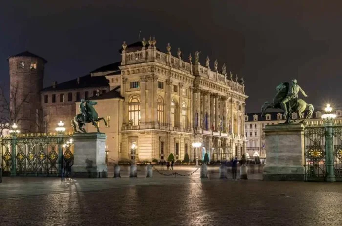 Torino nascosta e segreta - Piazza Castello