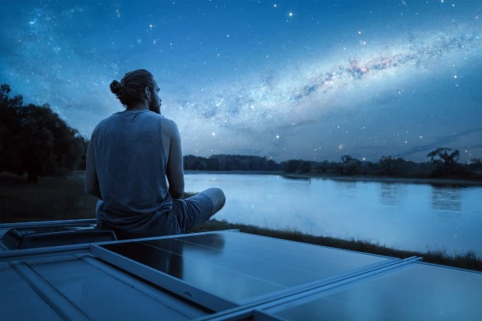 Astroturismo: il turismo esperienziale dove le esperienze di viaggio consistono nell'ammirare il cielo stellato