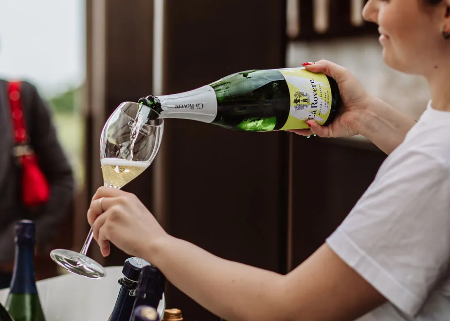 Spumante in terrazza Cà Rovere