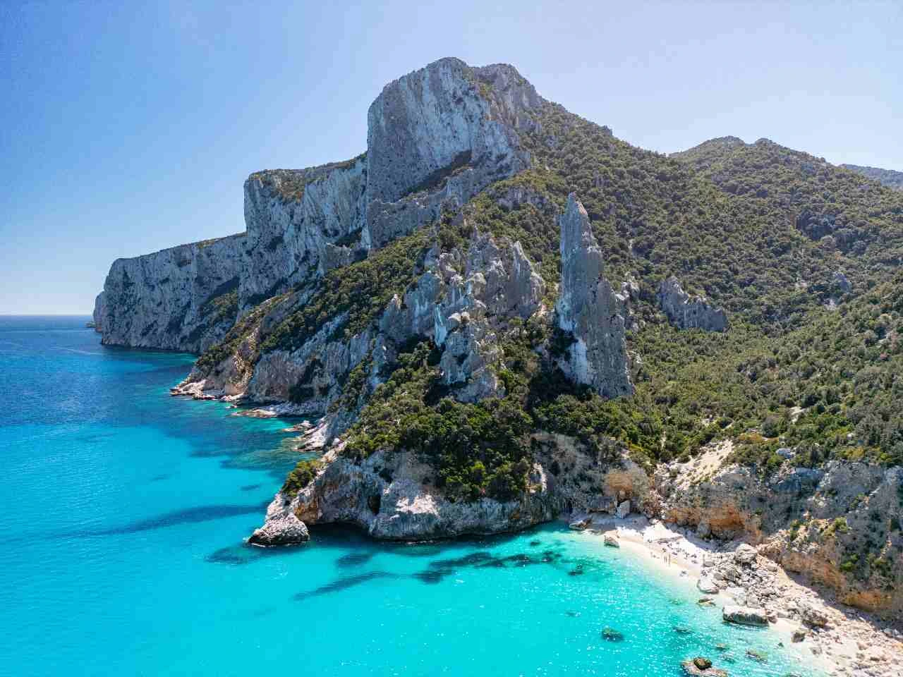 La spiaggia di Cala Goritzè