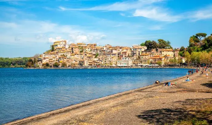 Anguillara Sabazia, vicino Roma, uno dei borghi che si affacciano su Lago di Bracciano