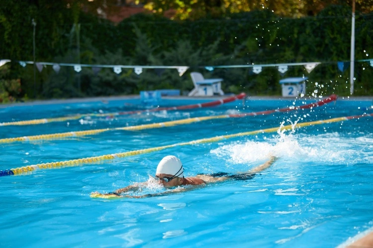 Piscine di Roma aperte a luglio e agosto
