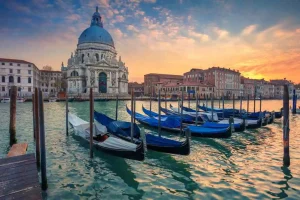 Bellezza e tradizioni di una Venezia insolita: il sestiere Dorsoduro