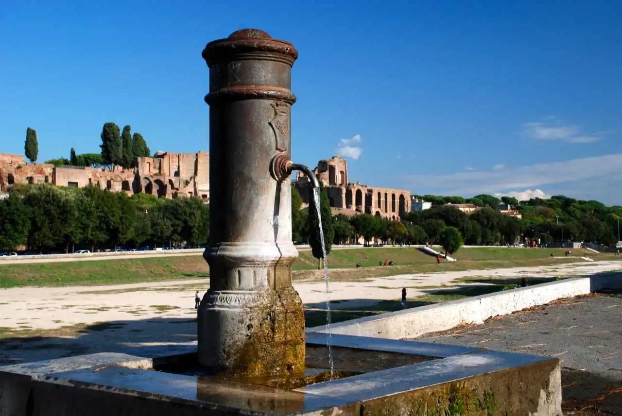 Nasoni di Roma, quello del Circo Massimo è uno dei più noti 
