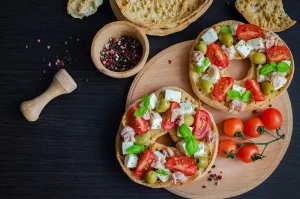 Quattro ricette per gustare la frisella in estate