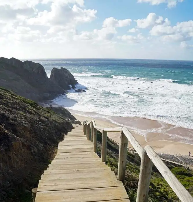 Praia do Vale dos Homens
