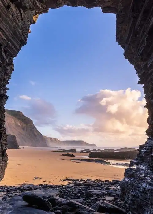 tra le spiagge meno frequentate e turistiche del Portogallo: Praia da Barriga