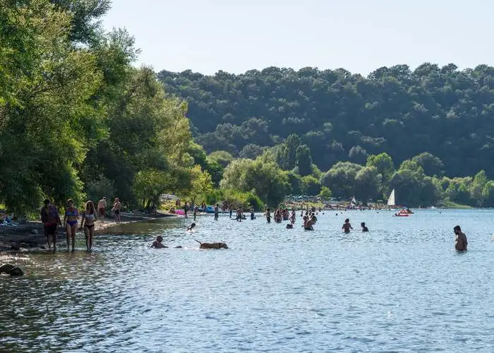 Tra i laghi nel Lazio da visitare in estate e fare il bagno: Lago Marignano