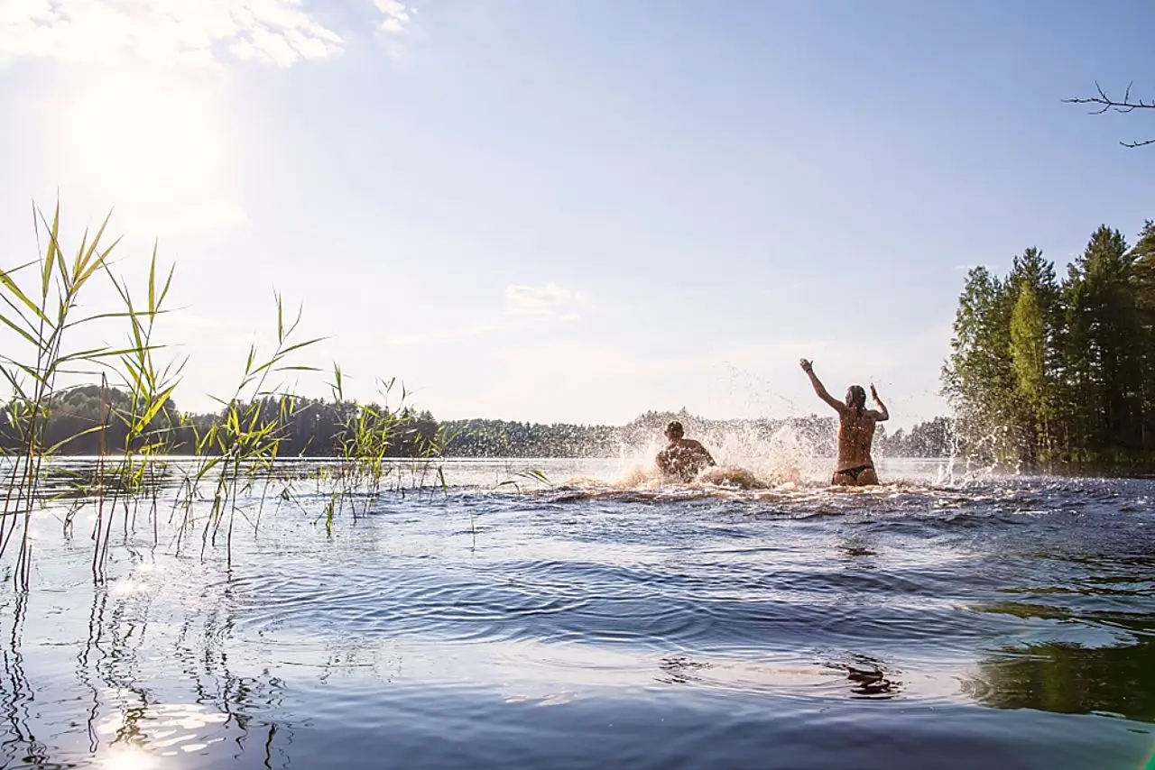 laghi nel lazio da visitare dove fare il bagno in estate