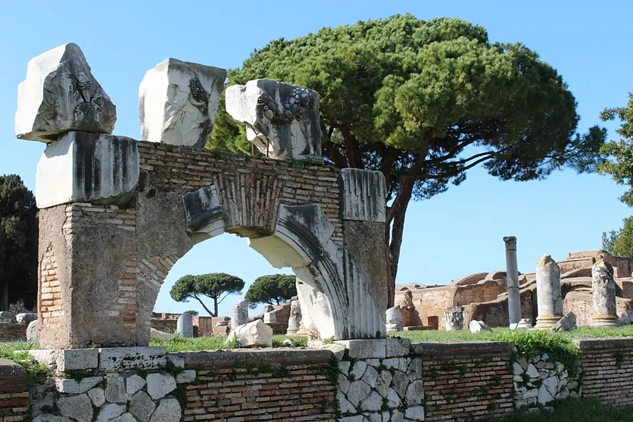 ostia antica - appuntamenti per l'estate romana 2025