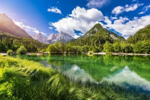 Montagna in Slovenia: ecco dove andare quest'estate in vacanza