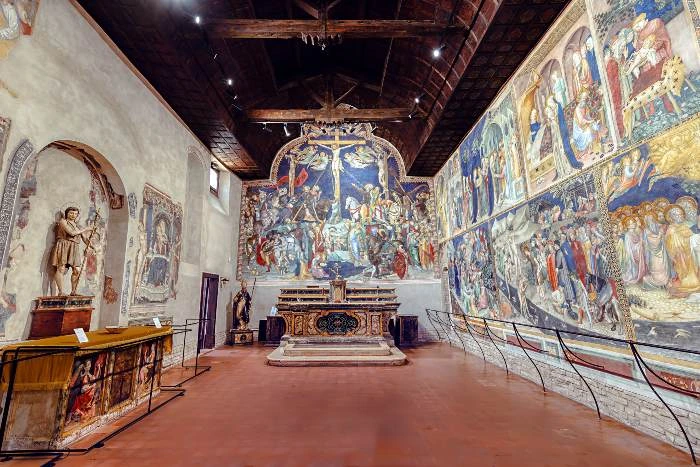 Tra i luoghi meno conosciuti e noti di Urbino c'è l'Oratorio di San Giovanni con i suoi affreschi