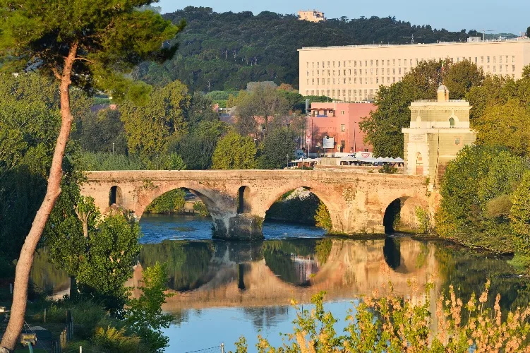 Ponte Milvio a Roma