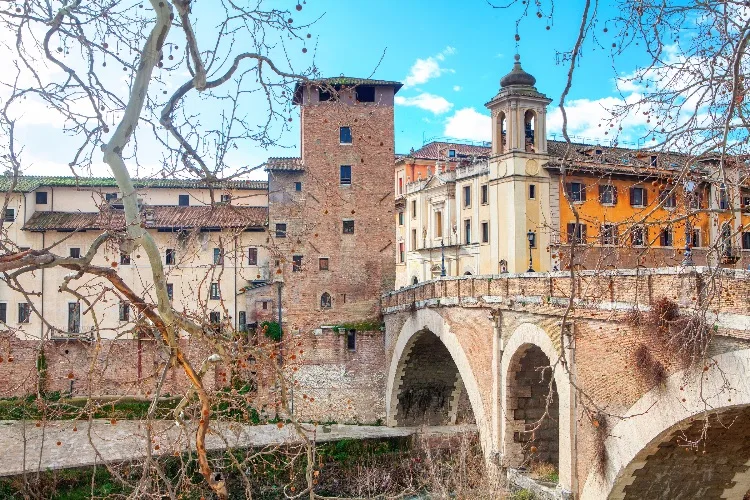 Tra i ponti più famosi di Roma c'è Ponte Fabricio 