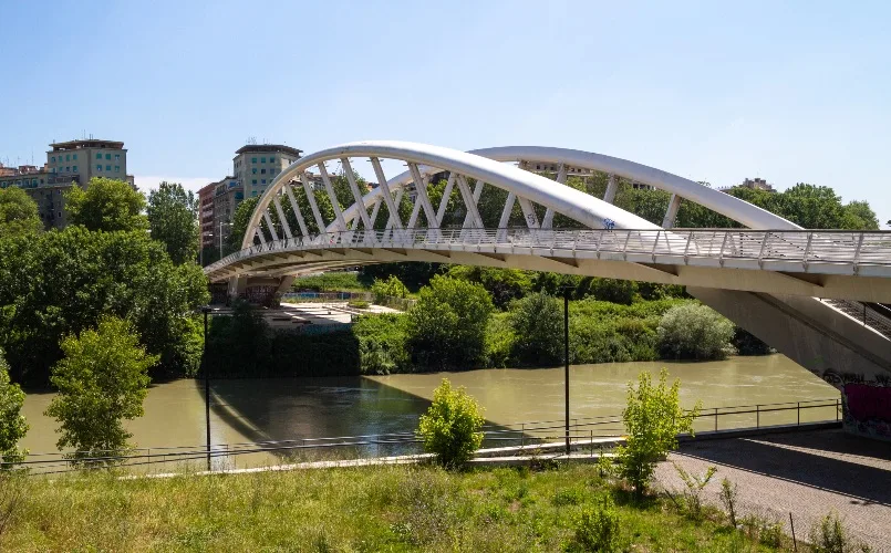 Tra i ponti più famosi di Roma c'è il Ponte della Musica - Armando Trovajoli 