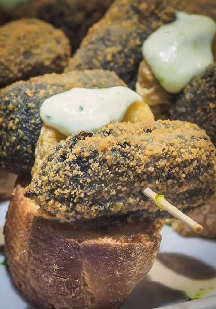 funghi_shutterstock_by_Erlantz-P.R