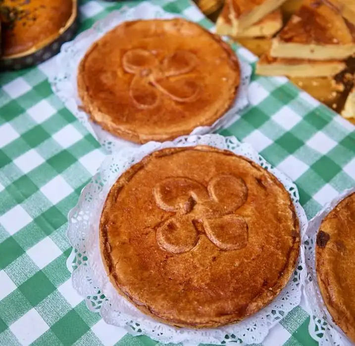 Pastel-Vasco_shutterstock_by_Alvaro-German-Vilela