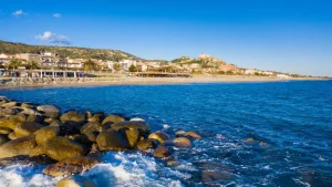 È la spiaggia meno cara d'Italia, ma in pochi la conoscono