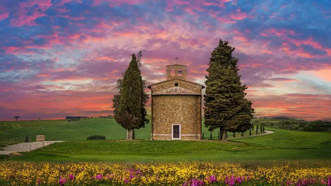 Tutta la bellezza della Cappella di Vitaleta, Pienza