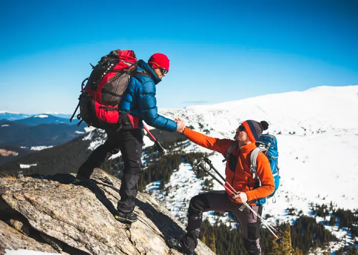 Salutarsi in montagna per aiutarsi