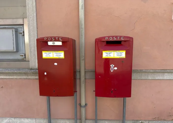 Cassette postali in Italia