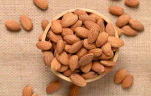 Le mandorle rafforzano le difese del nostro corpo, ma solo se mangiate in questo modo