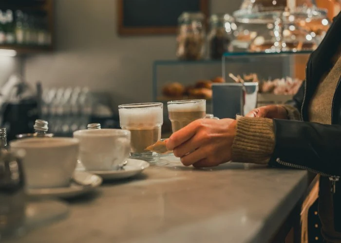 Anche a Londra molti caffè fanno colazioni italiane