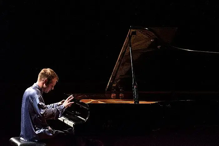BERTOLAZZI_Ph-Barbara Mileto 2 - Incontri con Brahms al Museo Nazionale Etrusco di Villa Giulia di Roma