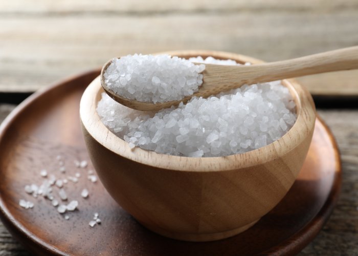 Per l'OMS un cucchiaino di sale al giorno è la giusta dose giornaliera