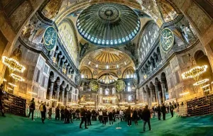 Ha oltre 1500 anni e oggi sarebbe costata 1 miliardo di dollari, questa meraviglia è sopravvissuta al crollo di due imperi
