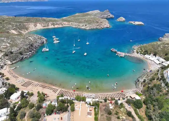 L'isola di Rodi, Grecia, è tra le isole migliori per una vacanza a ottobre