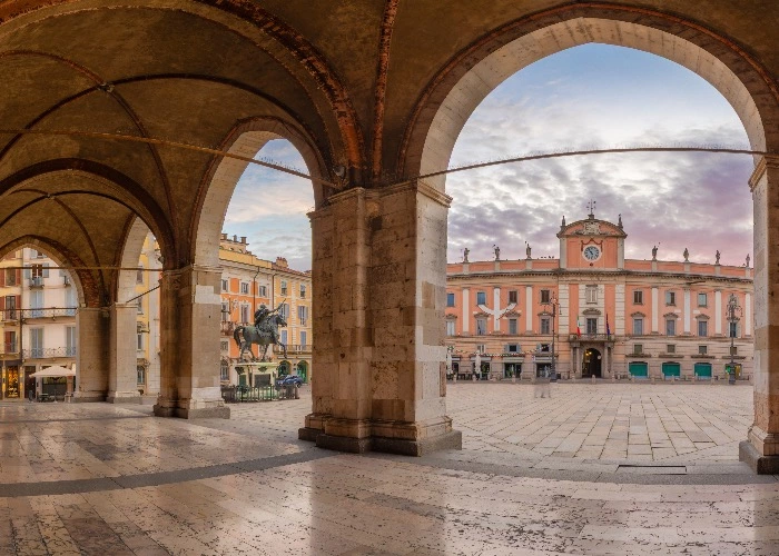 Piazza Cavalli Piacenza