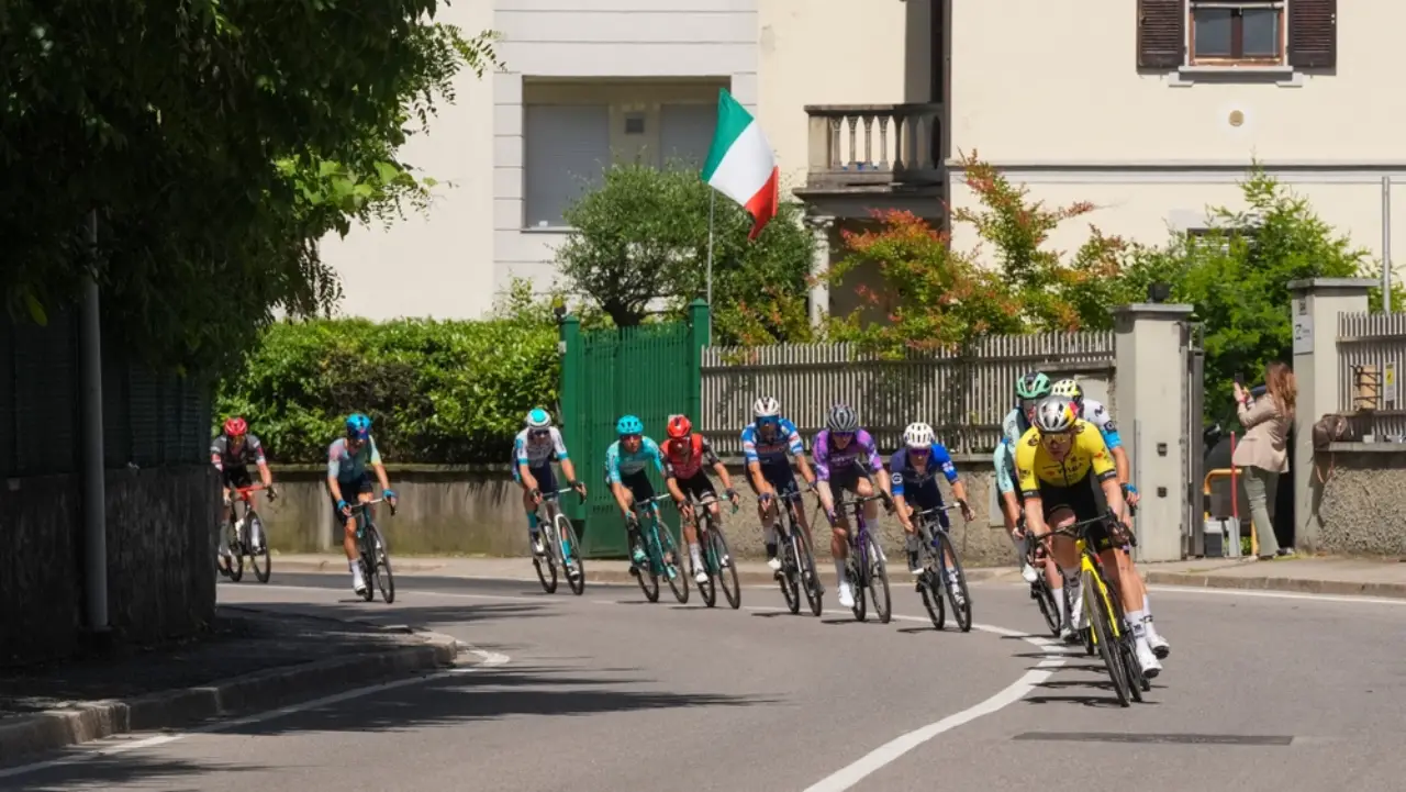 Passaggio a Lecco del Giro d'Italia 2025