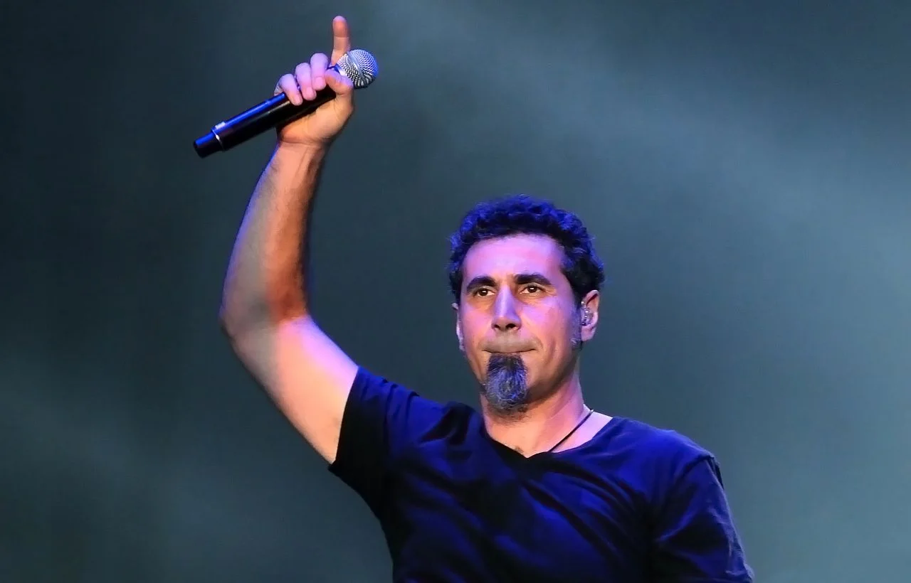 Serj Tankian, leader dei System Of A Down in concerto a Milano nel 2026