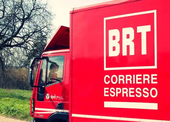 C'è un numero di telefono per contattare Bartolini