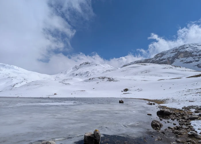 Lago della Duchessa a inizio primavera
