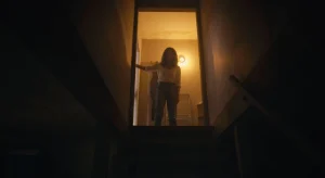 Barbarian: l’horror che ti inganna quando pensi di aver capito tutto
