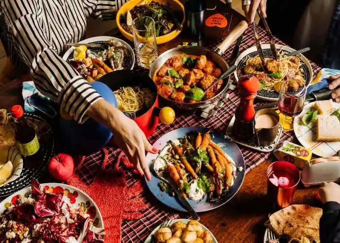 Alana Dimou, The Dinner Ladies, foto in concorso al World Food Photography Awards 2025