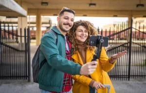 Come scegliere dove andare in vacanza? Ormai ci affidiamo sempre più ai social