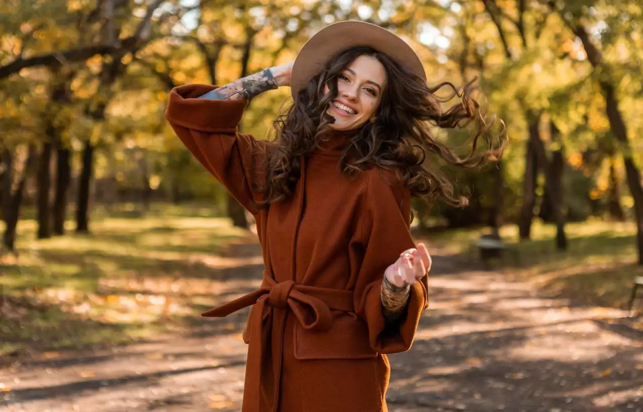 Armocromia autunno, le mode della stagione. Foto di marymarkevich su Freepik