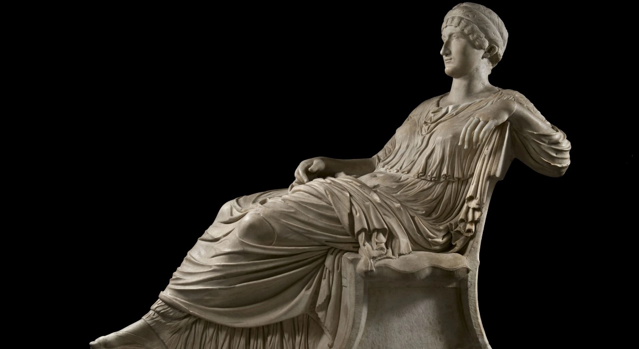 Statua di Elena